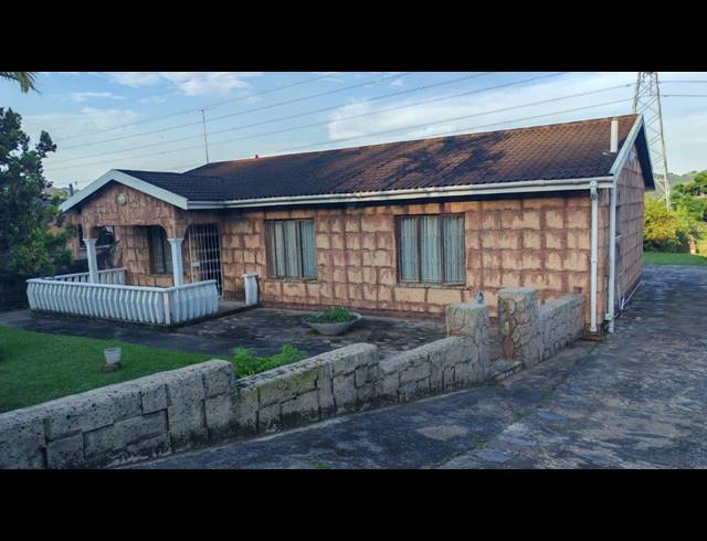3 BEDROOM FREEHOLD SOLD IN SHALLCROSS
